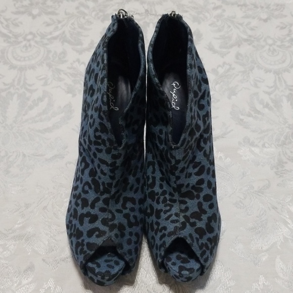 NWT Funky Denim Booties - Picture 5 of 8